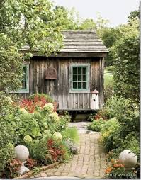 This small backyard has a secret: Backyard Secret Garden Favething Com