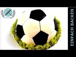 Fussball Torte 3d Torte Schnell Und Einfach I Einfach Backen Marcel Paa Youtube Fussball Torte Torten 3d Torten