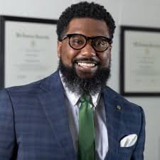 Marc Ferris (@drferrism)