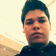 Stream Leonardo Ulloa music