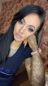 Kerry Purdy's Instagram, Twitter & Facebook