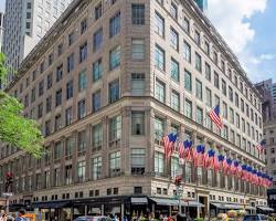 Image of Saks Fifth Avenue New York