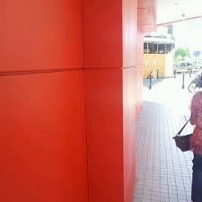 Bank/financial service, finance company, public service. Ocbc Bank Gaya Street