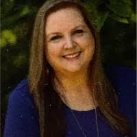 Roxanne Newberry's Instagram, Twitter & Facebook