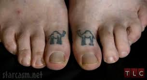 Two camels tattoos on both toes. Steve Buscemi Tattoo America S Worst Tattoos Returns To Tlc As Full Series April 4