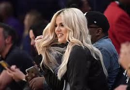 Khloe kardashian's daughter true thompson and kylie jenner's daughter stormi webster enjoyed khloe kardashian kicked off the weekend with a trio of risqué snapshots you'll definitely want to keep. Khloe Kardashian Confirms She Had Coronavirus In Video