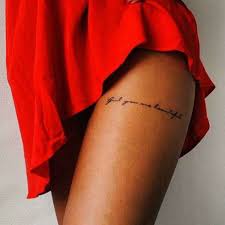 Tatouage Discret Plus De 75 Idees De Petits Tatouages Femmes