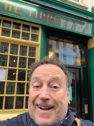 Robert Breese's Instagram, Twitter & Facebook