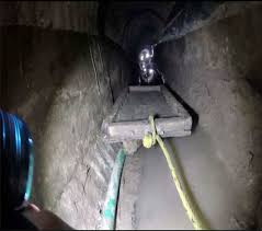 The alleged second tunnel built under el altiplano, considered the most secure prison in the country, raises many questions about the investigation the lawyers of el chapo not only bought the prison's blueprints, proceso reported, but managed to pay for the silence of many during the construction of a. Man Admits To Smuggling Cocaine Through Underwater International Drug Tunnel