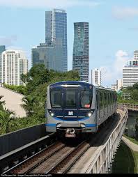 Na Miami Metrorail Mdta Hitachi Metro Rail Car At Miami Florida By Bob Pickering Bp Rail Car Metro Rail Pickering