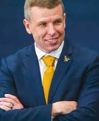 Ross Hodge: Mountaineers 24th Men’s Head Basketball Coach. #wvu  #mountaineer #big12 #collegebasketball #wvubasketball #headcoach