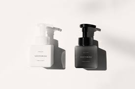 Square Pump Bottle Mockup In 2020 Cosmetics Mockup Bottle Mockup Cosmetic Design