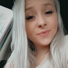 Irene Belden's Instagram, Twitter & Facebook