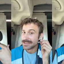 Meteorologist Calls His Kids While Live On Air After Realizing Tornado Is  Headed Right For His Home