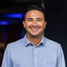 Dylan Preis's Instagram, Twitter & Facebook