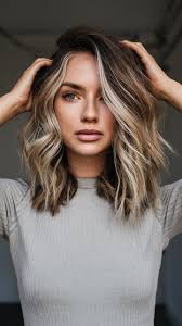 Sarah Bellis Hollway (bellishollway)