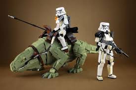 скачать русификатор для Lego Star Wars 3 The Clone Wars Sandtrooper And Dewback Star Wars Lego 7 Lego Art Lego Stormtrooper Lego War Lego Worlds