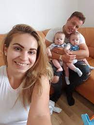 Check spelling or type a new query. Fekete David Ikrei Egyevesek Lettek A Megasztaros Enekes Gyerekei Mar Tipegnek Hazai Sztar Femina