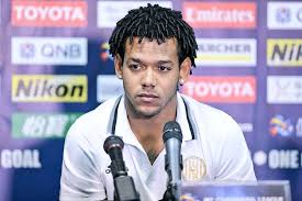 لفت نيمار أنظار كبار أوروبا إليه من أجل التعاقد معه، وكان في مقدمتهم نادي برشلونة الإسباني. Ø¹Ø¨Ø¯Ø§Ù„Ø±Ø­Ù…Ù† Ø§Ù„Ø³Ø§Ù„Ù…ÙŠ ×'×˜×•×•×™×˜×¨ Ù…Ø¹Ù„ÙˆÙ…Ø§Øª Ø¹Ù† Ø§Ù„Ù„Ø§Ø¹Ø¨ Romario Ricardo Da Silva Ø§Ù„Ø¥Ø³Ù… Ø±ÙˆÙ…Ø§Ø±ÙŠÙˆ Ø±ÙŠÙƒØ§Ø±Ø¯Ùˆ Ø¯Ø§ Ø³ÙŠÙ„ÙØ§ Ø§Ù„Ø´Ù‡Ø±Ø© Ø±ÙˆÙ…Ø§Ø±ÙŠÙ†Ù‡Ùˆ Ø§Ù„Ø¹ Ù…Ø± 27 Ø¹Ø§Ù… Ø§Ù„Ø¬Ù†Ø³ÙŠØ© Ø¨Ø±Ø§Ø²ÙŠÙ„ÙŠ Ø§Ù„Ù…Ø±ÙƒØ² Ù‡ Ø¬ÙˆÙ…