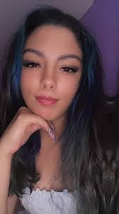 Crystal Lynn Waller Author