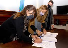 La presidenta provisional del senado de la nación, claudia ledesma abdala de zamora; Noticias Registro De Las Personas Provincia De Buenos Aires