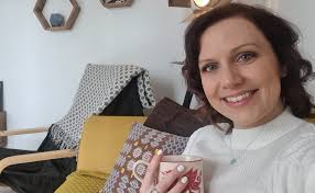 Ar yr Aelwyd.. gydag Alex Humphreys