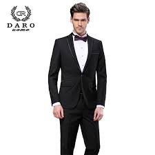 While a bespoke men's suit is the dream, we don't all have time or money for that kind of tailored treatment. Cheap Suit Brands Dress Yy