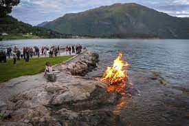 Be the first to comment on sankthans. Sankthansaften I Norge