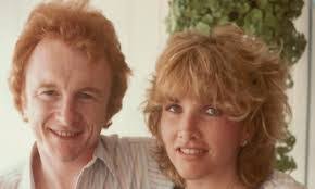 Vicky Asher's Instagram, Twitter & Facebook