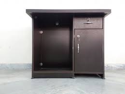 .of used computer table in bangalore,chennai,hydrabad,delhi.second hand used computer table are available with best price.used computer type customised used computer table in bangalore primary material: Study Computer Table