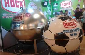 Tangki air, atau tandon air, atau toren air, merupakan sebuah alat atau lebih tepatnya yang dipakai untuk dapat mengumpulkan air. Tangki Air Bola Yang Limited Edition Okezone Economy