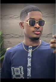 Beard Struggles and Trends Explored with Duke Dennis