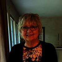 Penny Mclaughlin's Instagram, Twitter & Facebook