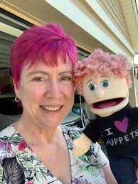 Introduction to the Dull Women's Club and shared interests