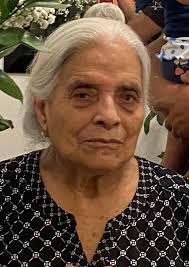 Luz Almanza's Instagram, Twitter & Facebook