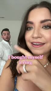 Replying to @mickireh every time i wear this ring people are like 👀 did i  miss something?! Hahahaha