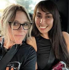 What band played at a hotel in the Bahamas in the late 1970s?