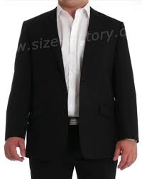 Le bleu marine est une des couleurs les plus. Comment Choisir Son Costume Quand On Est Un Homme Petit Et Rond