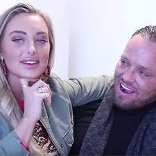 Ex-man van realityster Barbie smoorverliefd op Naomi (22)