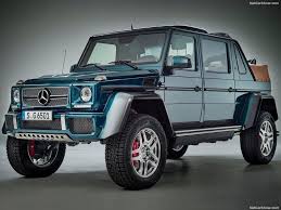 Ce Mercedes Maybach G 650 Landaulet Est Une Version Ultra Luxueuse Du Mythique Mercedes Classe G Dont Mercedes Maybach Voiture Mercedes Mercedes Benz Classe G