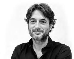 Specchio, specchio dei miei dati