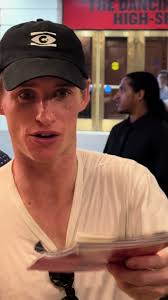 We bumped into EDDIE REDMAYNE after his stunning performance as EMCEE in  the spectacular Revival of CABARET