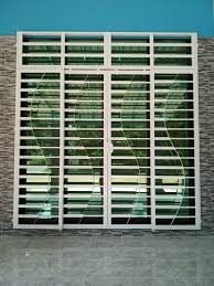 Harga pintu pagar besi lipat minimalis kpl03 harga rp 1.000.000/meter persegi bahan holow 4x4 isian 4x2 tebal 1,8mm jarak 8cm plat eser 1.2mm. Kimpalan Besi Pintu Pagar Grill Pintu Grill Tingkap Sliding Grill Pintu Sliding Awaning Tangga Beranda Roller Shutters Auto Gate Control Home Furniture Others On Carousell