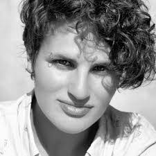 Carla Kuhn's Instagram, Twitter & Facebook