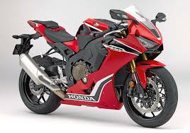 Cbr.com is all you need! Honda Cbr 1000 Rr Fireblade Modell 2017 Fahrbericht Kradblatt 10 17