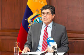 Nepotismo: familiares trabajan juntos en los Consulados de EE.UU — La Calle