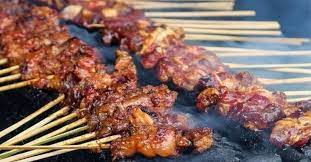Sate kambing termasuk salah satu sajian kuliner spesial yang banyak diminati oleh masyarakat. 5 Resep Bumbu Sate Kambing Simpel Ada Maranggi Hingga Sambal Kecap