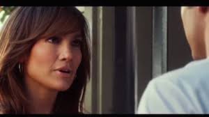 Un giorno, nella villa accanto a quella di claire, arriva il quasi ventenne noah sandborn, un ragazzo avvenente e apparentemente generoso, che si distribuito in 2.602 sale nordamericane, il ragazzo della porta accanto ha incassato $ 14,910,105 al suo primo fine settimana, ben oltre il suo budget. Il Ragazzo Della Porta Accanto Film Con Jennifer Lopez Trama Trailer E Uscita Notizieweblive It