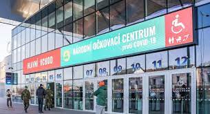 Národní očkovací centrum, které provozuje ústřední vojenská nemocnice, navštívili při dnešním testovacím provozu předseda vlády andrej babiš s ministrem obrany lubomírem metnarem a. Narodni Ockovaci Centrum V Prazskem O2 Universum Zahajilo Zkusebni Provoz Vlada Cr