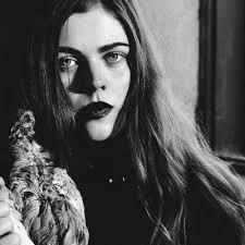 AlexandrinaAna (@AlexandrinaAna_)